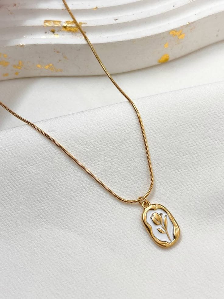 necklace 3 necklace 3